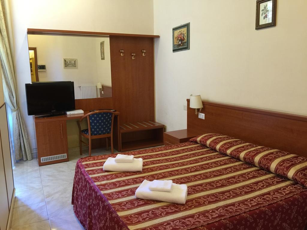Hotel Azzurra Roma Habitación foto